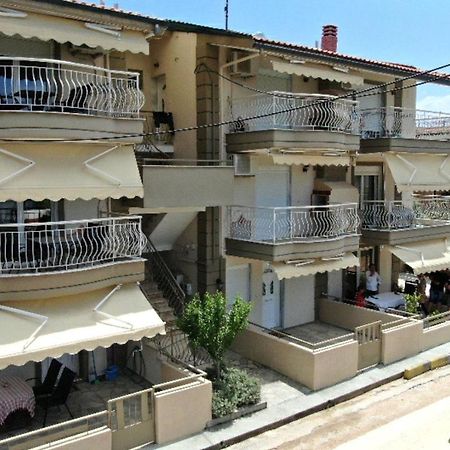 Ofrinio Central Apartments Luaran gambar