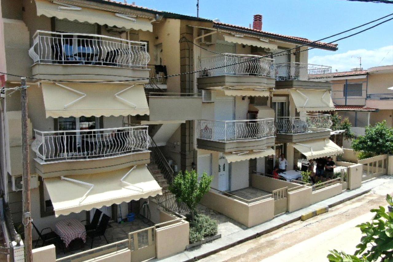Ofrinio Central Apartments Luaran gambar