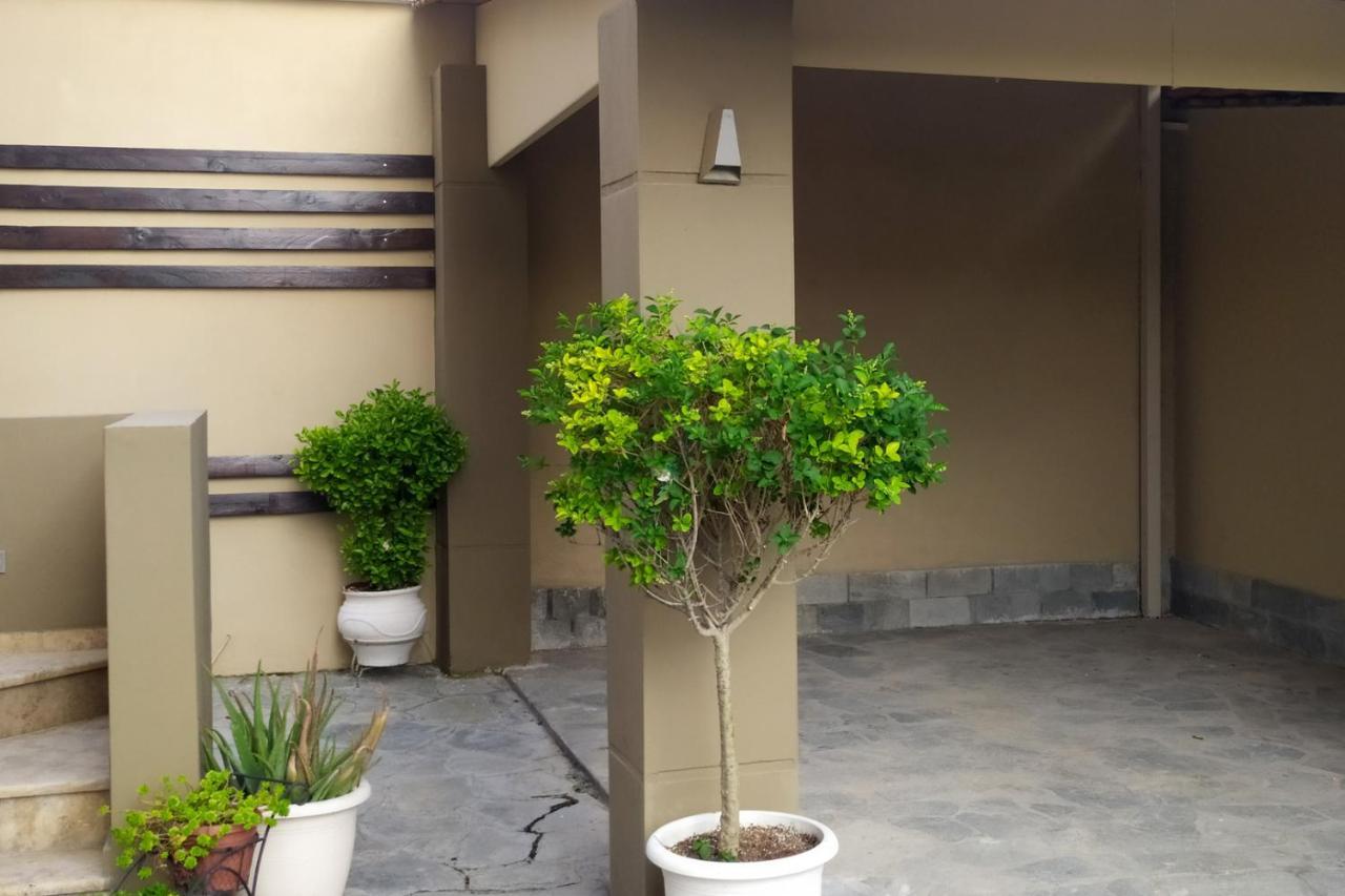 Ofrinio Central Apartments Luaran gambar