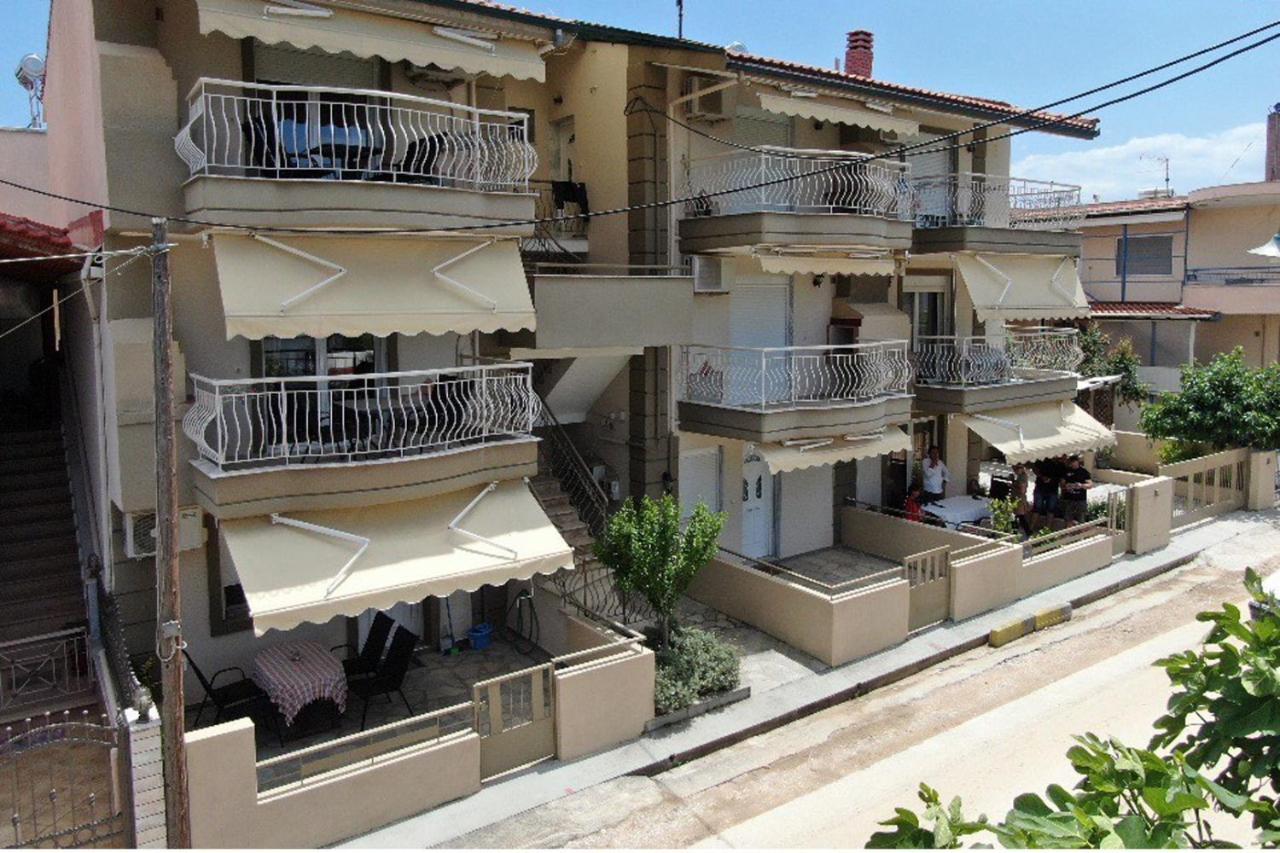 Ofrinio Central Apartments Luaran gambar