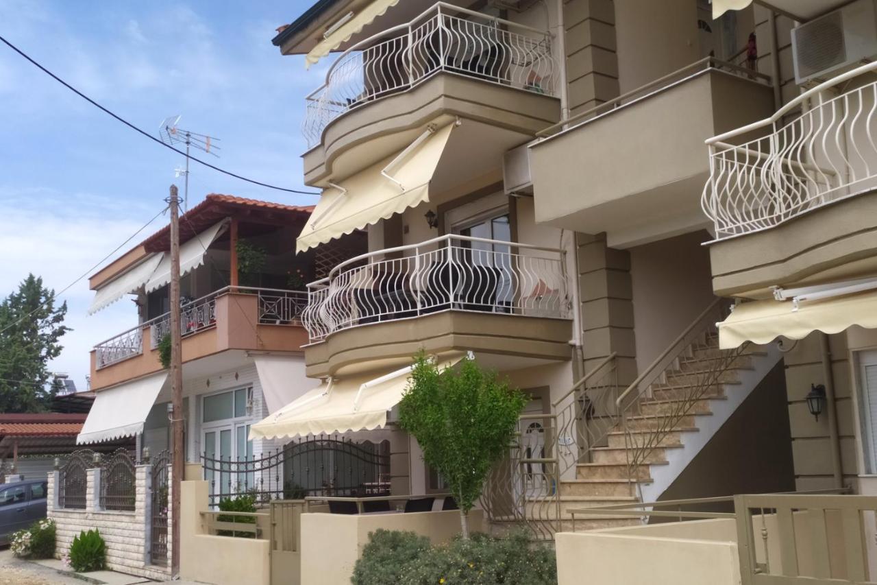 Ofrinio Central Apartments Luaran gambar